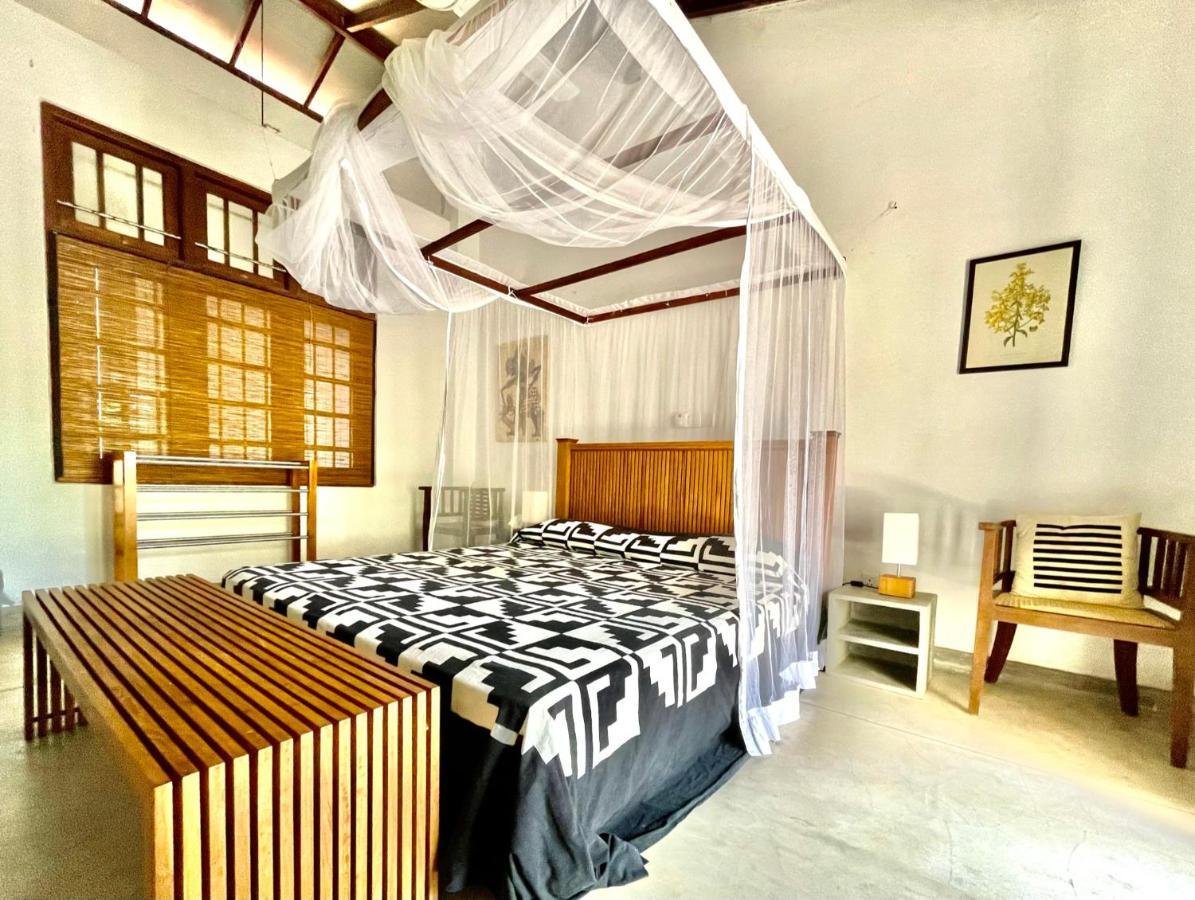 Isana Beach House Tangalle Buitenkant foto