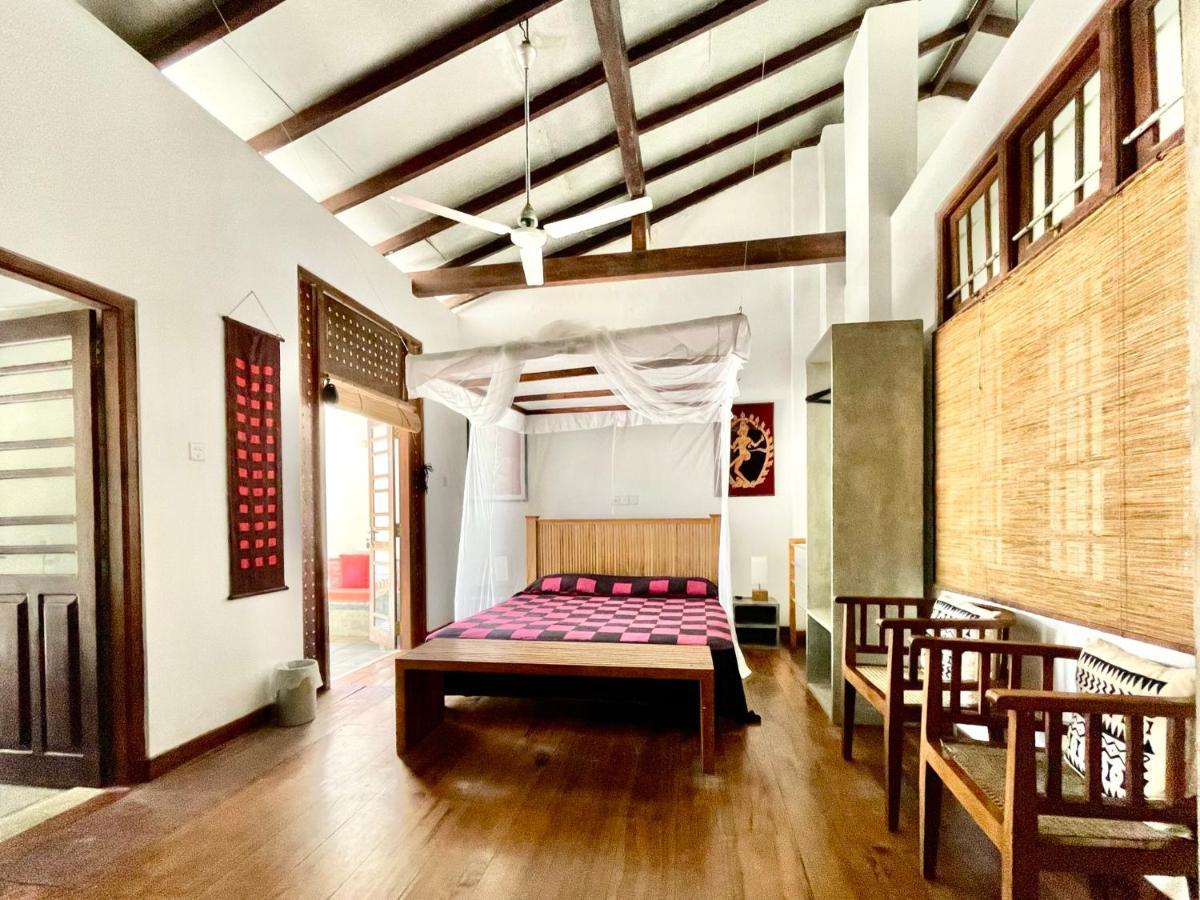Isana Beach House Tangalle Buitenkant foto