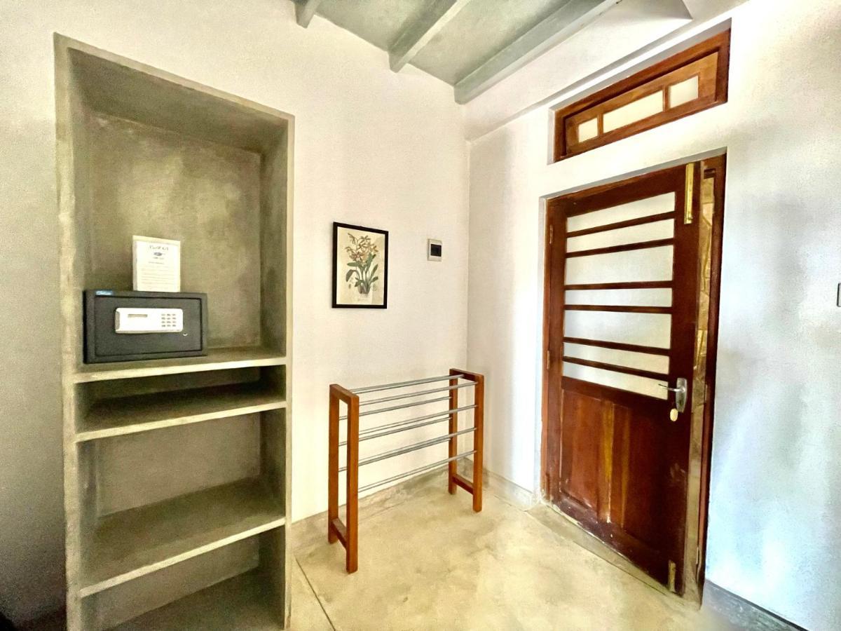 Isana Beach House Tangalle Buitenkant foto