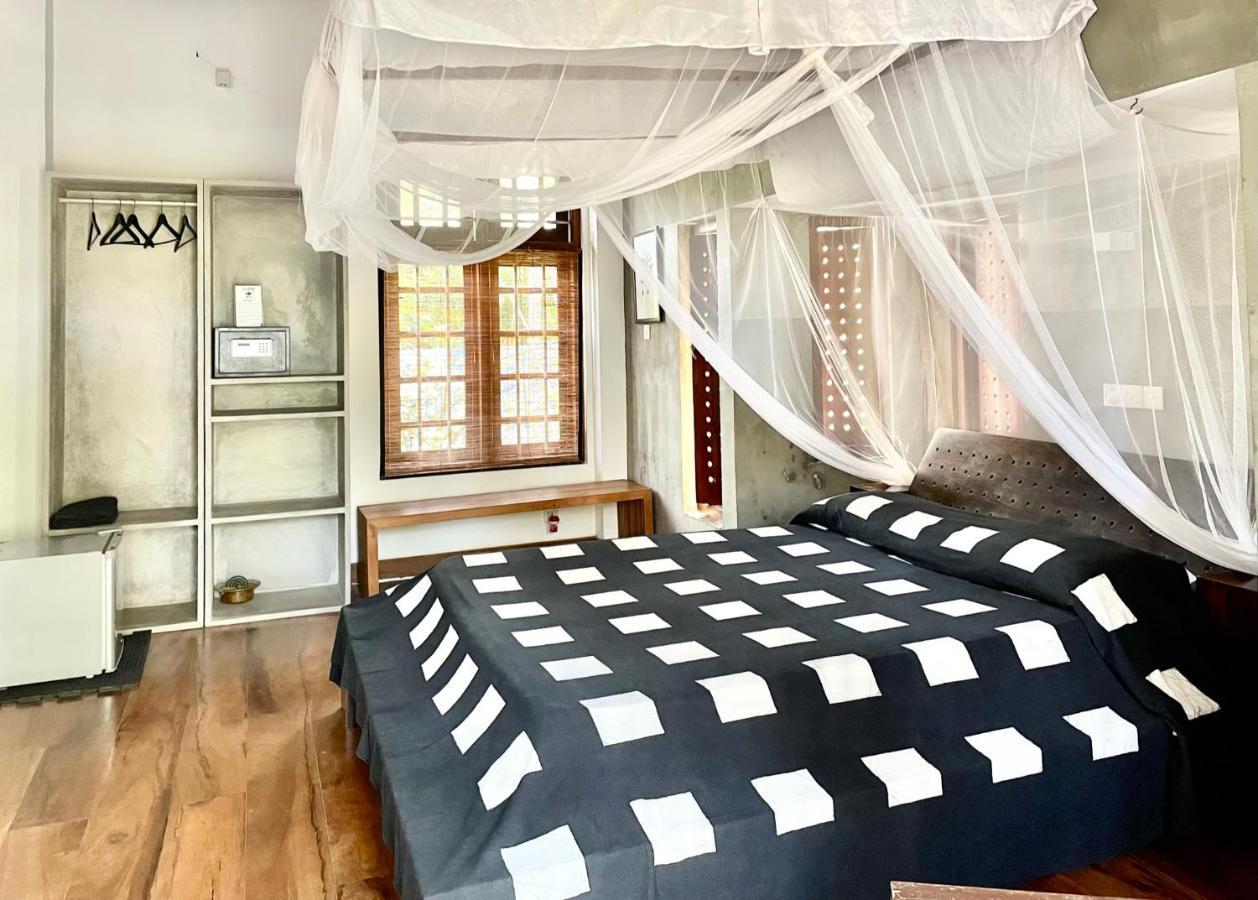 Isana Beach House Tangalle Buitenkant foto
