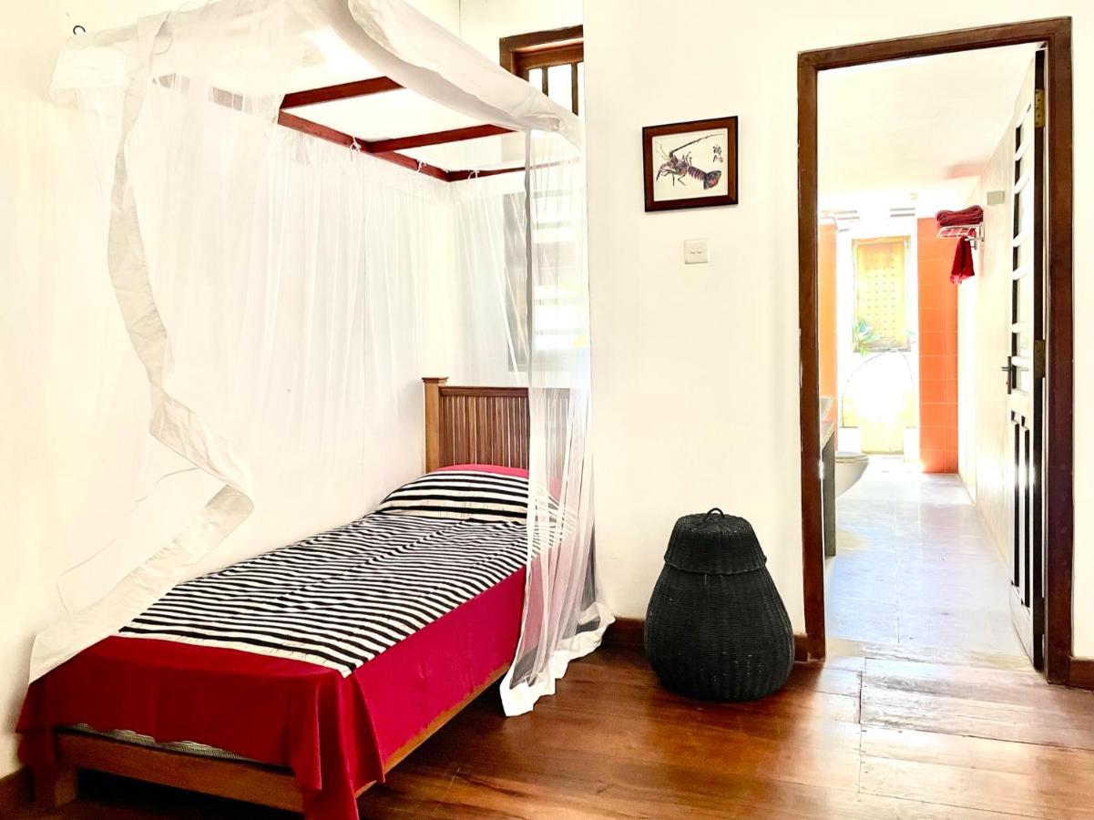 Isana Beach House Tangalle Buitenkant foto