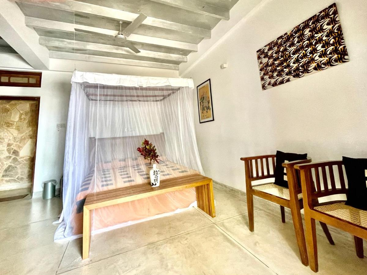 Isana Beach House Tangalle Buitenkant foto