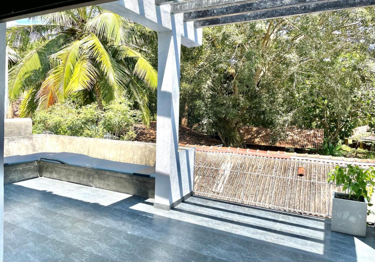 Isana Beach House Tangalle Buitenkant foto