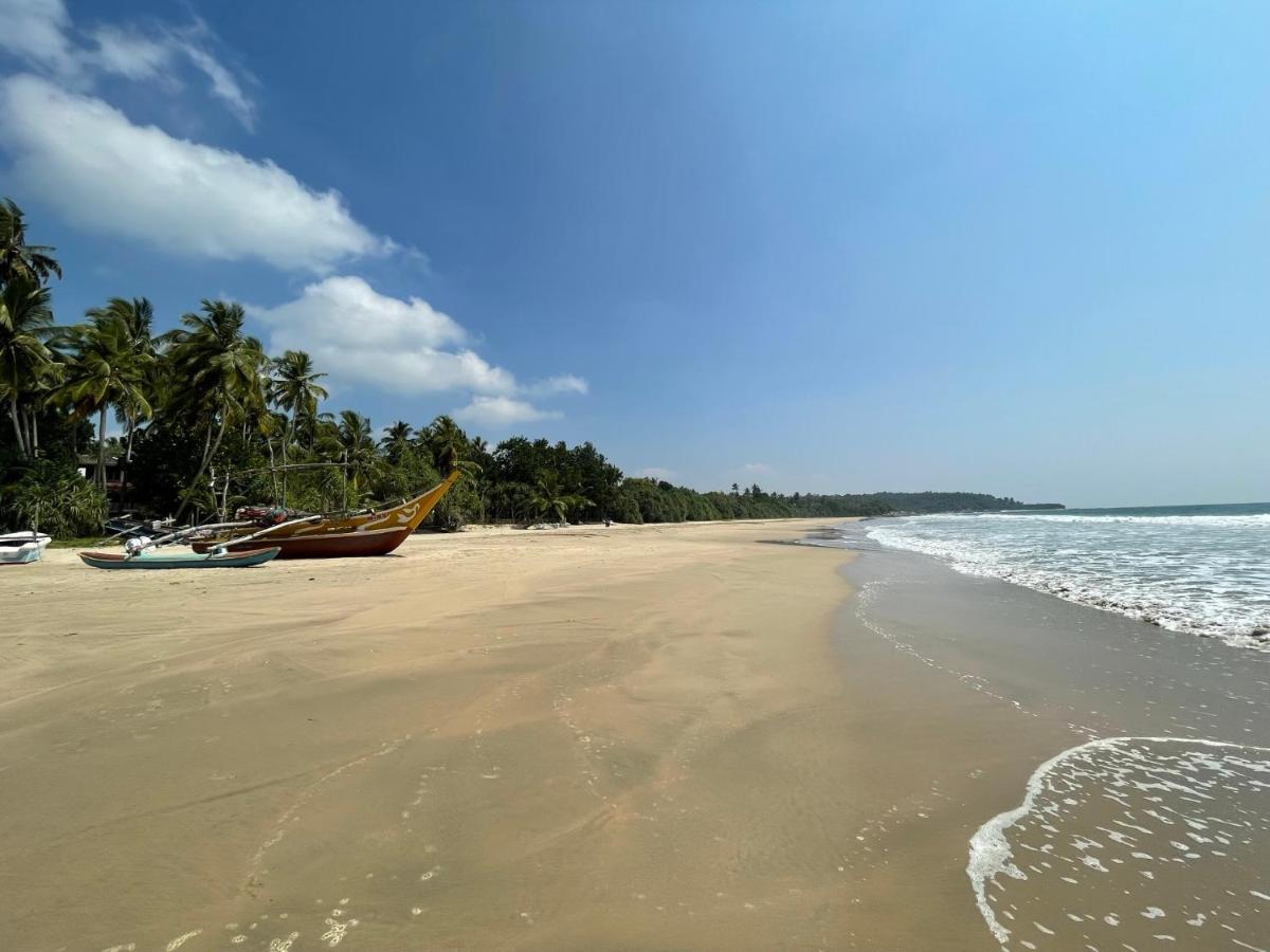 Isana Beach House Tangalle Buitenkant foto